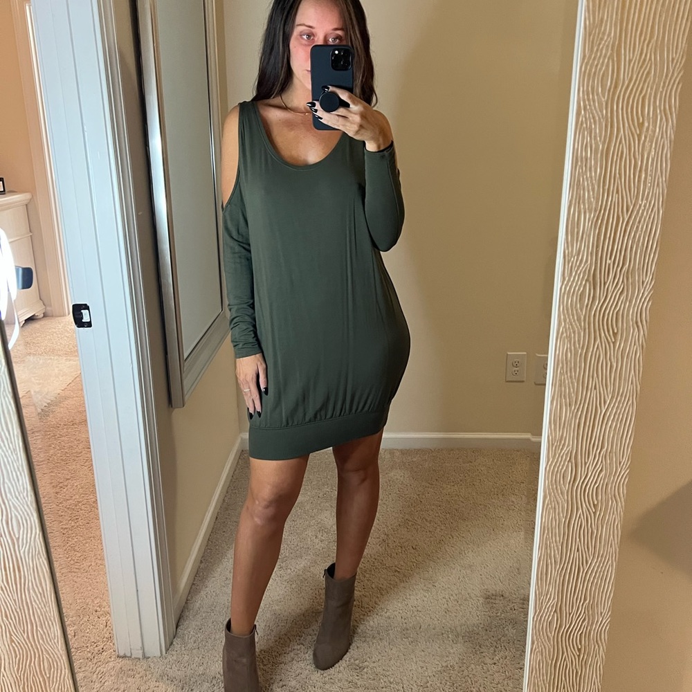 Express size Small dress. Olive dark green color. Loose and comfortable.